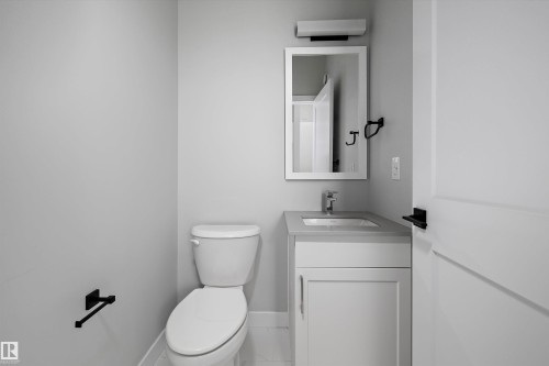 36 Maple Crescent, Gibbons, AB - Indoor Photo Showing Bathroom