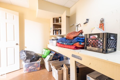 410 Olsen Close, Edmonton, AB - Indoor