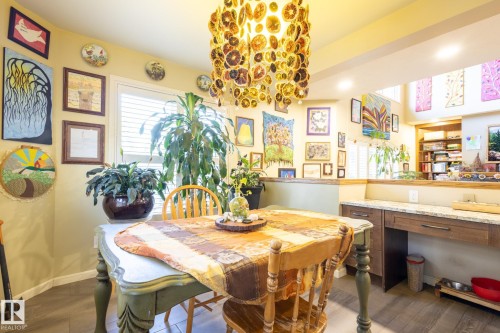 410 Olsen Close, Edmonton, AB - Indoor Photo Showing Dining Room