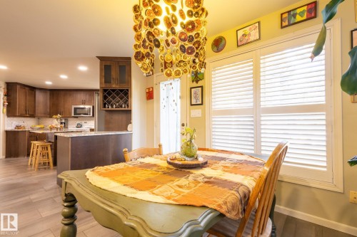 410 Olsen Close, Edmonton, AB - Indoor Photo Showing Dining Room
