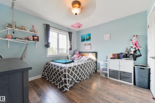 119 Brickyard Place, Stony Plain, AB - Indoor Photo Showing Bedroom