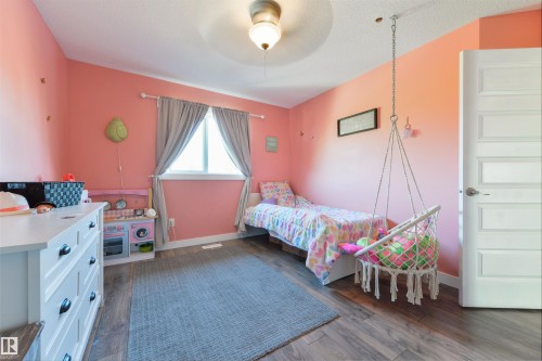 119 Brickyard Place, Stony Plain, AB - Indoor Photo Showing Bedroom