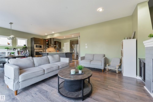 119 Brickyard Place, Stony Plain, AB - Indoor Photo Showing Living Room