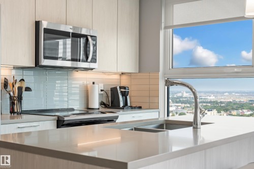 2303 10180 103 Street  Edmonton, AB T5J 0L1