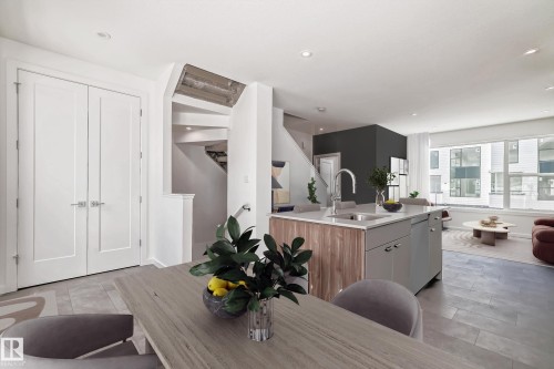 11 5 Rondeau Drive, St. Albert, AB - Indoor