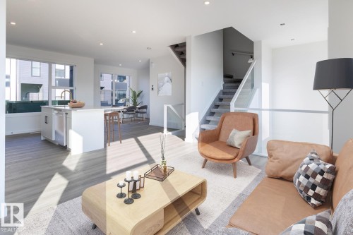 68 5 Rondeau Drive, St. Albert, AB - Indoor Photo Showing Other Room