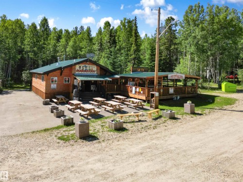 4836 A 53 Ave & 4836 B 53 Avenue, Cynthia, AB - Outdoor