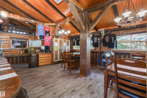 4836 A 53 Ave & 4836 B 53 Avenue, Cynthia, AB - Indoor