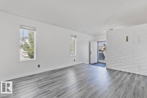 13140 35 Street, Edmonton, AB - Indoor Photo Showing Other Room