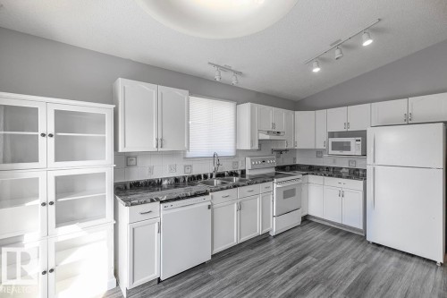 13140 35 Street, Edmonton, AB - Indoor Photo Showing Kitchen With Double Sink