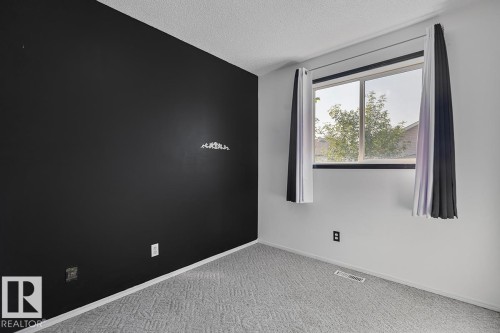 13140 35 Street, Edmonton, AB - Indoor Photo Showing Other Room