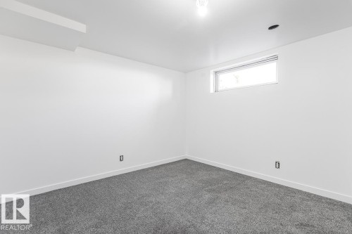 13140 35 Street, Edmonton, AB - Indoor Photo Showing Other Room