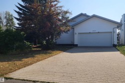 5121 59 Avenue  Elk Point, AB T0A 1A0