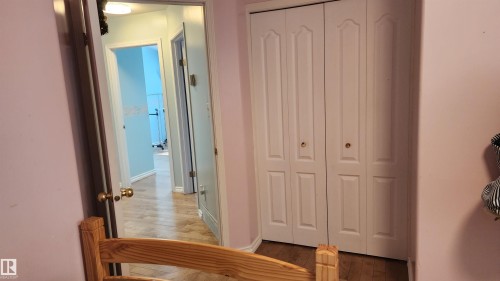 5121 59 Avenue, Elk Point, AB - Indoor