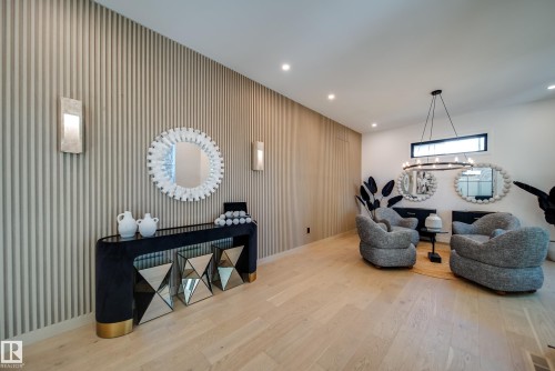 10522 134 Street, Edmonton, AB - Indoor