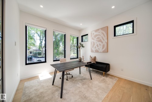 10522 134 Street, Edmonton, AB - Indoor