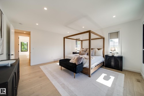 10522 134 Street, Edmonton, AB - Indoor Photo Showing Bedroom