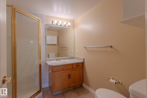 305 13450 114 Avenue, Edmonton, AB - Indoor Photo Showing Bathroom