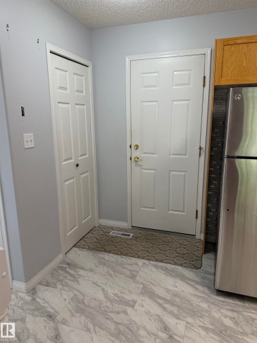 7 Cranford Way, Sherwood Park, AB - Indoor Photo Showing Other Room