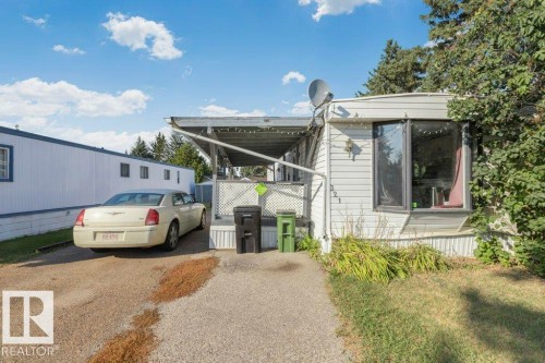 321 Westbrook Way, Edmonton, AB - Outdoor