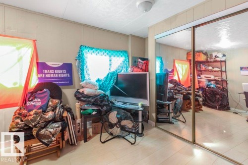 321 Westbrook Way, Edmonton, AB - Indoor Photo Showing Other Room