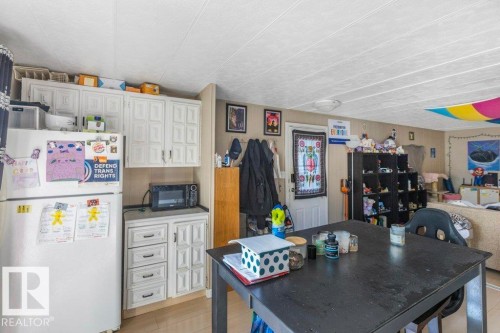 321 Westbrook Way, Edmonton, AB - Indoor