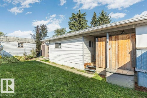 862 West Coast Bay, Edmonton, AB - Outdoor With Exterior