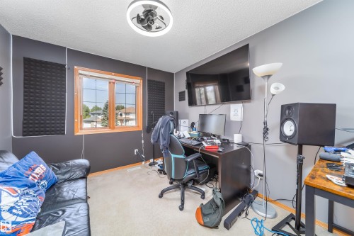 11415 9 Avenue, Edmonton, AB - Indoor