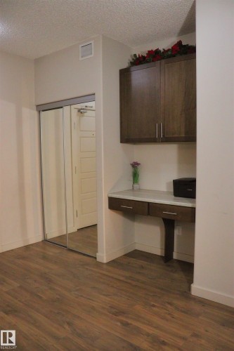 110 1144 Adamson Drive, Edmonton, AB - Indoor Photo Showing Other Room