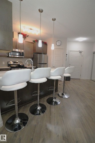 110 1144 Adamson Drive, Edmonton, AB - Indoor