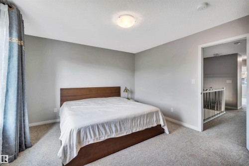 1271 Chappelle Boulevard, Edmonton, AB - Indoor Photo Showing Bedroom