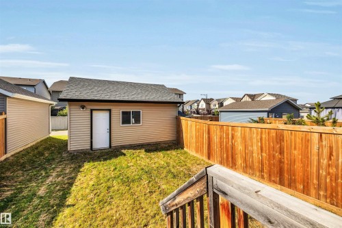 1271 Chappelle Boulevard, Edmonton, AB - Outdoor