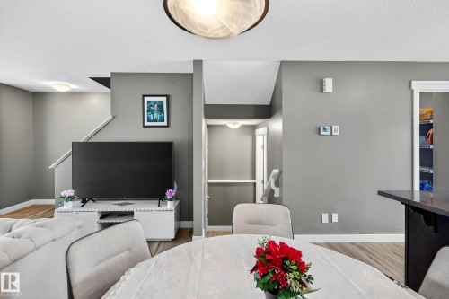 7327 Edgemont Way, Edmonton, AB - Indoor Photo Showing Dining Room