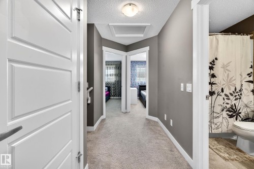 7327 Edgemont Way, Edmonton, AB - Indoor Photo Showing Other Room