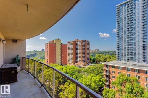 1004 9741 110 Street, Edmonton, AB - Outdoor