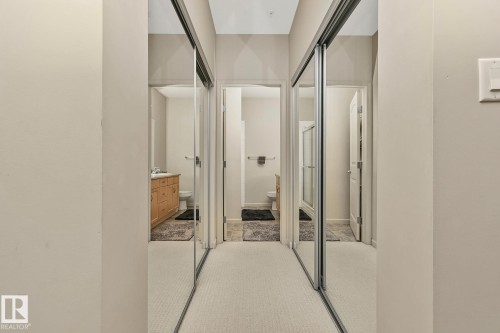 212 2503 Hanna Crescent, Edmonton, AB - Indoor Photo Showing Other Room