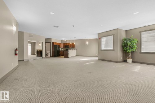 212 2503 Hanna Crescent, Edmonton, AB - Indoor Photo Showing Other Room
