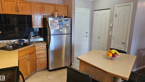 301 9525 162 Avenue, Edmonton, AB - Indoor Photo Showing Kitchen With Double Sink