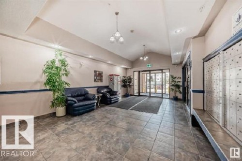 301 9525 162 Avenue, Edmonton, AB - Indoor Photo Showing Other Room