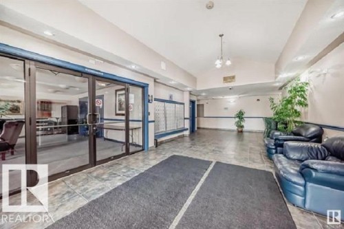 301 9525 162 Avenue, Edmonton, AB - Indoor Photo Showing Other Room