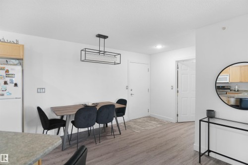 403 15211 139 Street, Edmonton, AB - Indoor