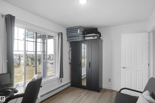 403 15211 139 Street, Edmonton, AB - Indoor