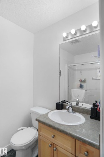 403 15211 139 Street, Edmonton, AB - Indoor Photo Showing Bathroom
