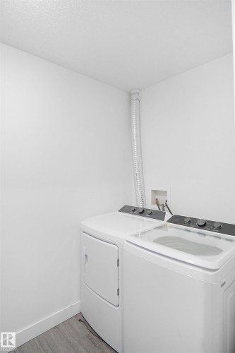 403 15211 139 Street, Edmonton, AB - Indoor Photo Showing Laundry Room