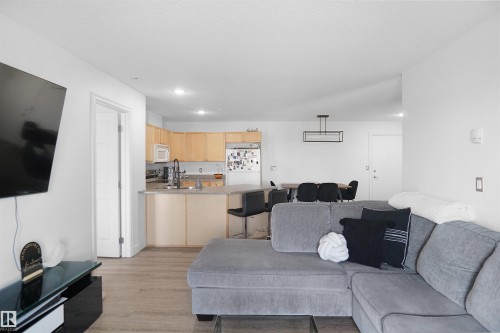 403 15211 139 Street, Edmonton, AB - Indoor