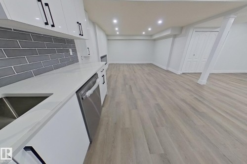 18927 95A Avenue, Edmonton, AB - Indoor