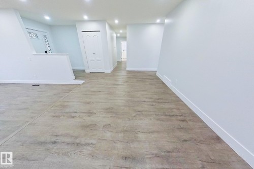 18927 95A Avenue, Edmonton, AB - Indoor Photo Showing Other Room