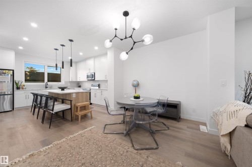 11204 & 11206 55 Avenue, Edmonton, AB - Indoor Photo Showing Dining Room