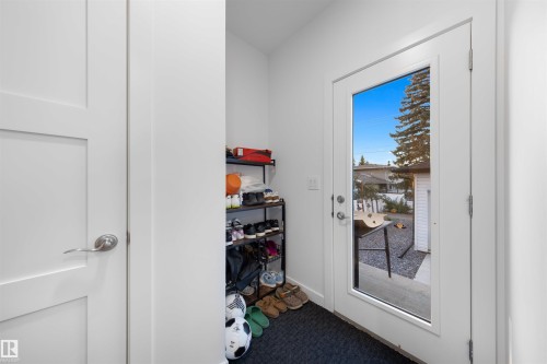 11204 & 11206 55 Avenue, Edmonton, AB - Indoor Photo Showing Other Room