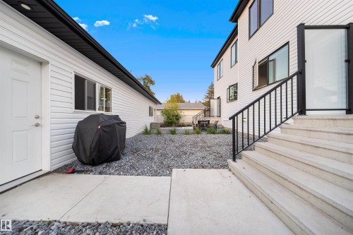 11204 & 11206 55 Avenue, Edmonton, AB - Outdoor With Exterior